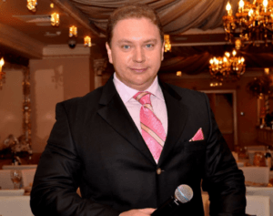 Ведущий, шоумен, тамада, конферансье Алексей Громов Вы